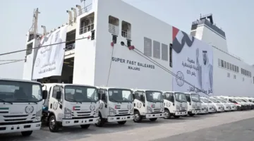 وصول الشحنة الثامنة من المساعدات الإماراتية إلى ميناء العريش