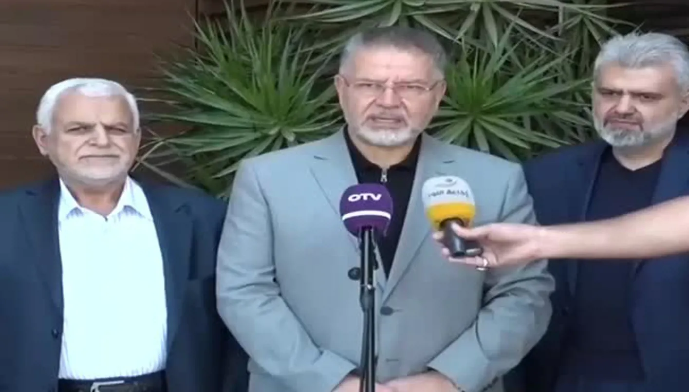 وفد من ‘حزب الله’ يجتمع مع ميشال عون: الاتفاق المقترح يُعتبر من طرف واحد. وفد من ‘حزب الله’ يجتمع مع ميشال عون: الاتفاق المقترح يُعتبر من طرف واحد.