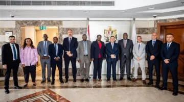 وفد من كينيا يتجه إلى البنك المركزي المصري للاطلاع على تجربته المتميزة في مجال الأمن السيبراني.