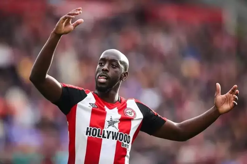 ويسا يُحدث حالة من التوتر مع برينتفورد ويطلب الانتقال قبل إغلاق فترة الانتقالات ويسا يُحدث حالة من التوتر مع برينتفورد ويطلب الانتقال قبل إغلاق فترة الانتقالات