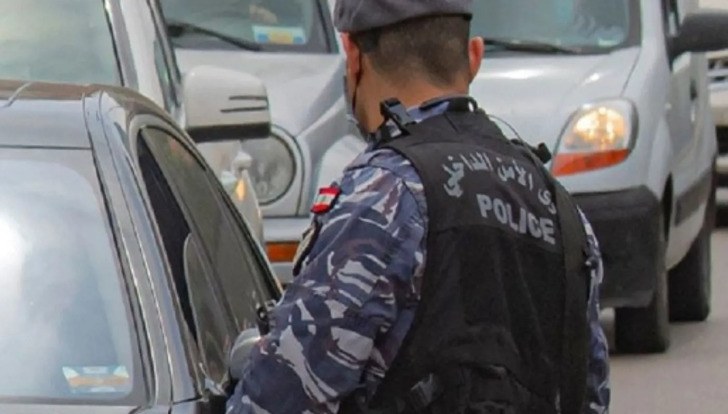 يرجى الانتباه… إجراءات لقوى الأمن الداخلي في منطقة دوار الكولا يرجى الانتباه… إجراءات لقوى الأمن الداخلي في منطقة دوار الكولا