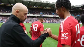 يوروس يكشف تنبؤاته لموسم مانشستر يونايتد