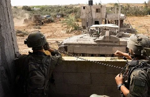 وثيقة سرية تكشف عن إخفاق عملية “عربات جدعون” للجيش الإسرائيلي في تحقيق أهدافها في غزة وثيقة سرية تكشف عن إخفاق عملية “عربات جدعون” للجيش الإسرائيلي في تحقيق أهدافها في غزة