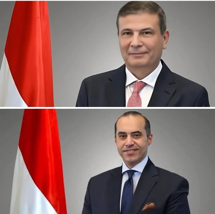وزير الزراعة ووزير الشؤون النيابية يقومان بزيارة إلى إيطاليا للاطلاع على نظام التعاونيات الزراعية. وزير الزراعة ووزير الشؤون النيابية يقومان بزيارة إلى إيطاليا للاطلاع على نظام التعاونيات الزراعية.