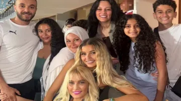 7 لقطات لزوجة حسام حسن وابنته خلال مباراة مصر وإثيوبيا