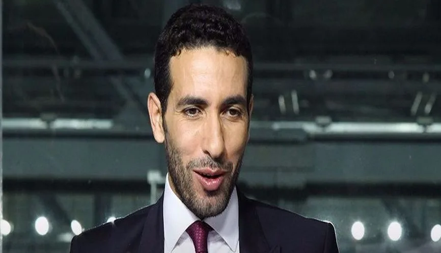 أبوتريكة يسخر من مستوى محمد صلاح خلال مباراة آرسنال أبوتريكة يسخر من مستوى محمد صلاح خلال مباراة آرسنال
