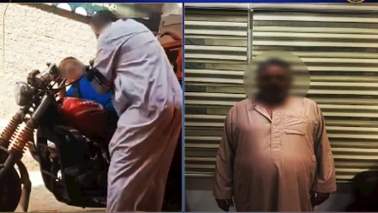 اعتقال عامل اعتدى على ابنه في الشارع بكفر الشيخ اعتقال عامل اعتدى على ابنه في الشارع بكفر الشيخ