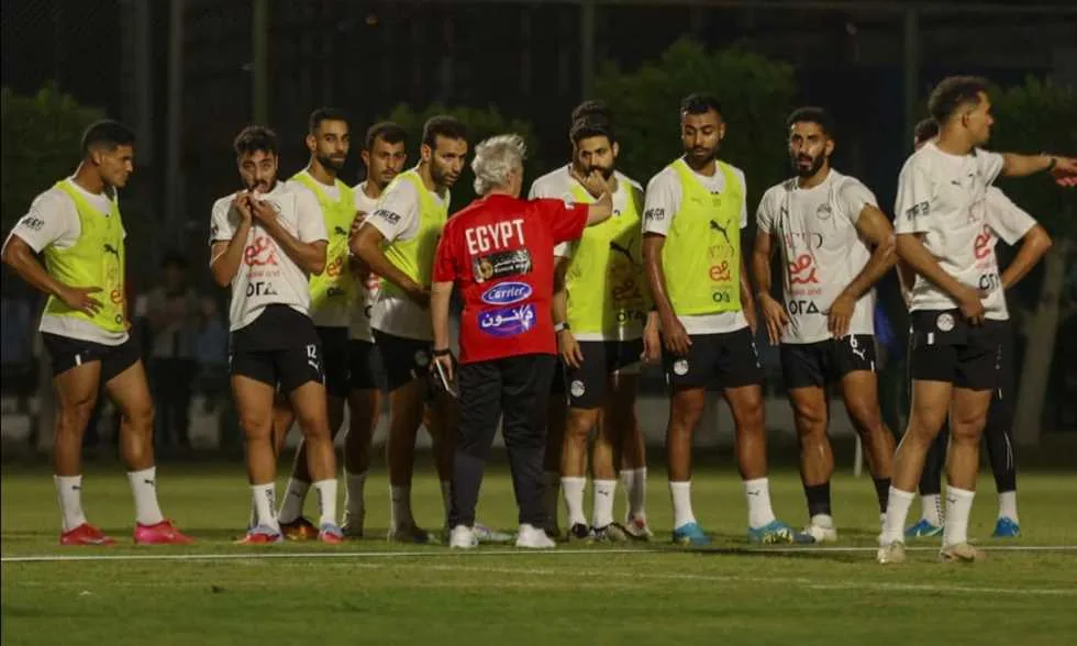 التشكيلة المحتملة للمنتخب المصري في مواجهة تونس – ثلاثي في الوسط والشحات ومروان حمدي في الهجوم التشكيلة المحتملة للمنتخب المصري في مواجهة تونس – ثلاثي في الوسط والشحات ومروان حمدي في الهجوم