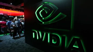 الذكاء الاصطناعي يحدث تحولاً ويجذب عمالقة جدد إلى وول ستريت