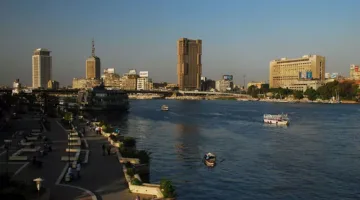 العاصمة القاهرة تسجل 33 درجة مئوية.. الأرصاد الجوية: تحسن مستمر في الظروف المناخية