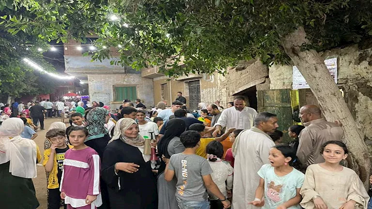بالصور.. سكان “شبرازنجي” يحتفلون بمولد سيدي الشبراوي بتراث يعود إلى قرنين من الزمن بالصور.. سكان “شبرازنجي” يحتفلون بمولد سيدي الشبراوي بتراث يعود إلى قرنين من الزمن