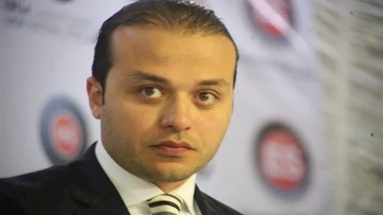 بممارسة شبيهة بـ ‘ساويرس’.. المستثمر محمد الجارحي يدخل سوق الذهب في السودان بممارسة شبيهة بـ ‘ساويرس’.. المستثمر محمد الجارحي يدخل سوق الذهب في السودان
