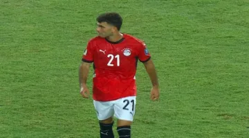 تصريح مثير من لاعب الأهلي السابق حول أزمة زيزو مع العميد