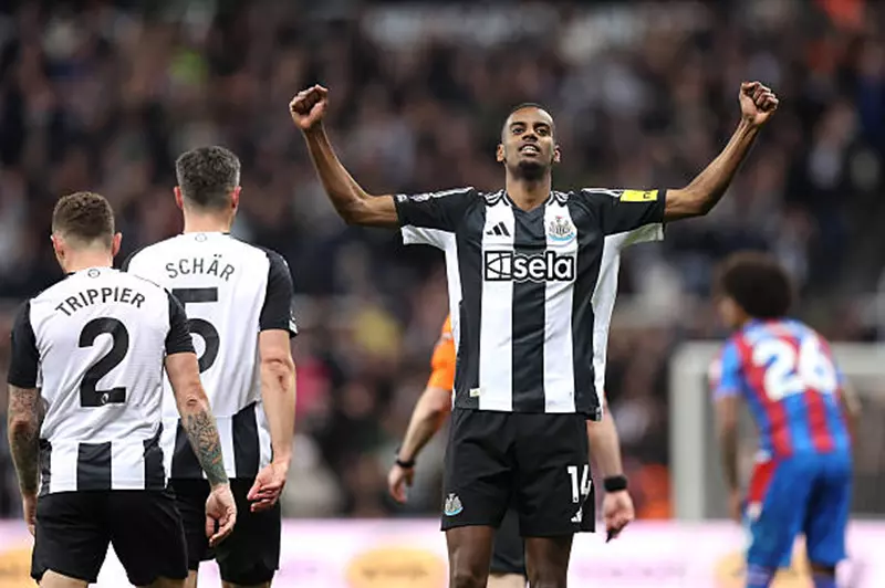 سكاي: ليفربول يتوصل إلى اتفاق مع نيوكاسل لضم إيزاك سكاي: ليفربول يتوصل إلى اتفاق مع نيوكاسل لضم إيزاك