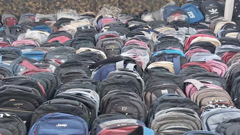 مبادرة خيرية في طهطا: توزيع حقائب مدرسية ودعم للأسر المحتاجة (فيديو) مبادرة خيرية في طهطا: توزيع حقائب مدرسية ودعم للأسر المحتاجة (فيديو)