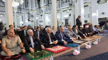 محافظ المنيا يحضر احتفال الأوقاف بمناسبة المولد النبوي الشريف من مسجد صلاح الدين