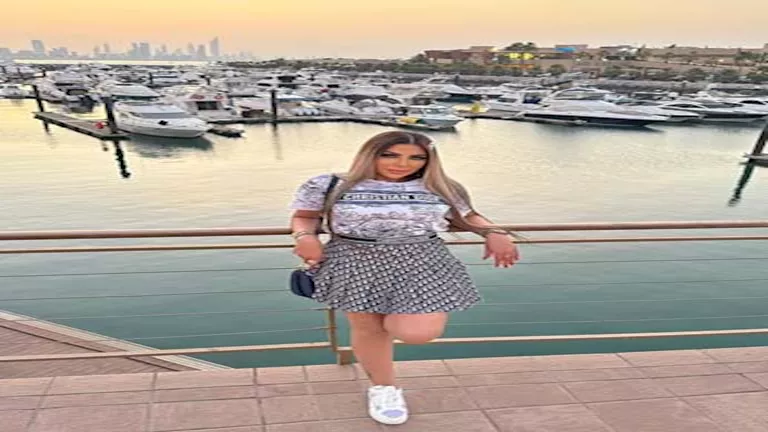 وصول سارة خليفة إلى محكمة الجنايات للمثول في أولى جلسات محاكمتها بتهمة المخدرات وصول سارة خليفة إلى محكمة الجنايات للمثول في أولى جلسات محاكمتها بتهمة المخدرات